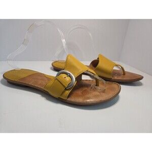 Born Women Leather Mustard Yellow Buckle Sandals Sz 9 Excellent Condition Comfy